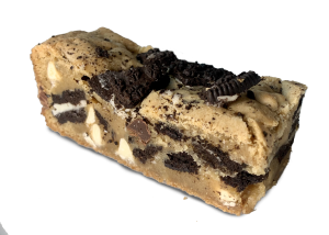 Vanilla Cookies 'n Cream Cookie Bar