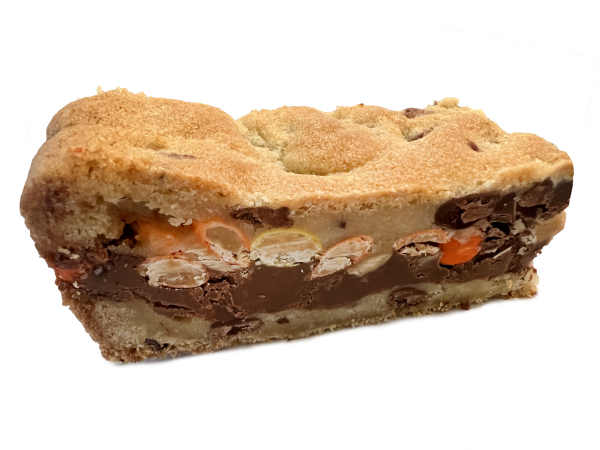 Nutella & Reese's Stuffed Chocolate Chip Cookie Bar