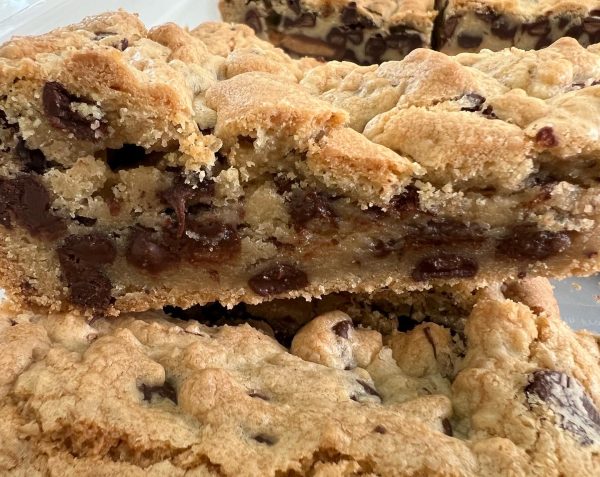GLUTEN FREE Chocolate Chip Cookie Bar